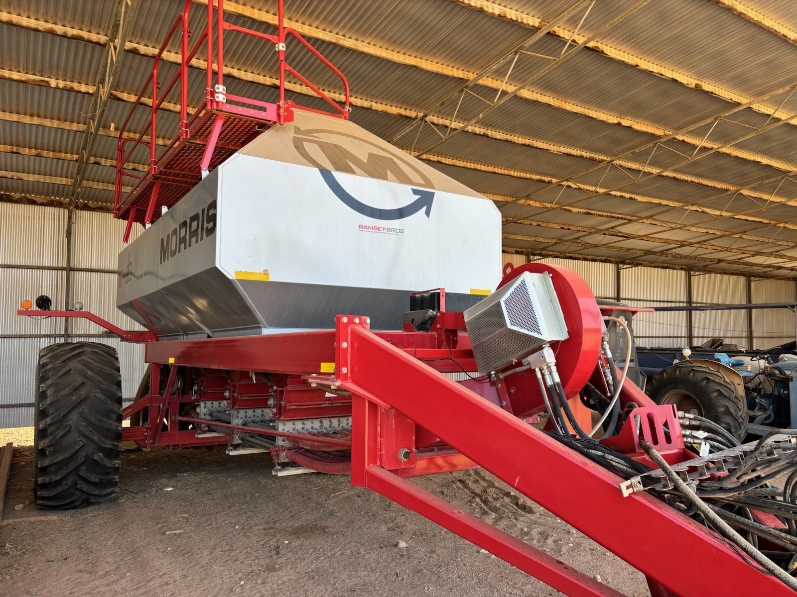 Morris 9450 Air Cart 2